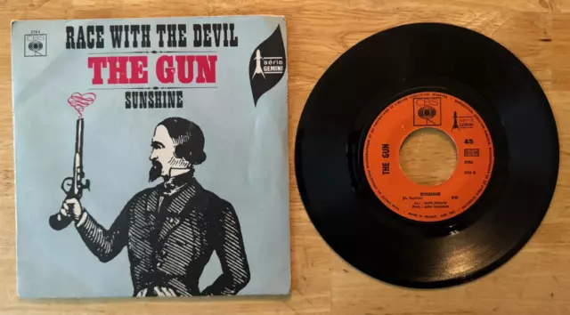 45 7" French Sp The Gun Race With The Devil