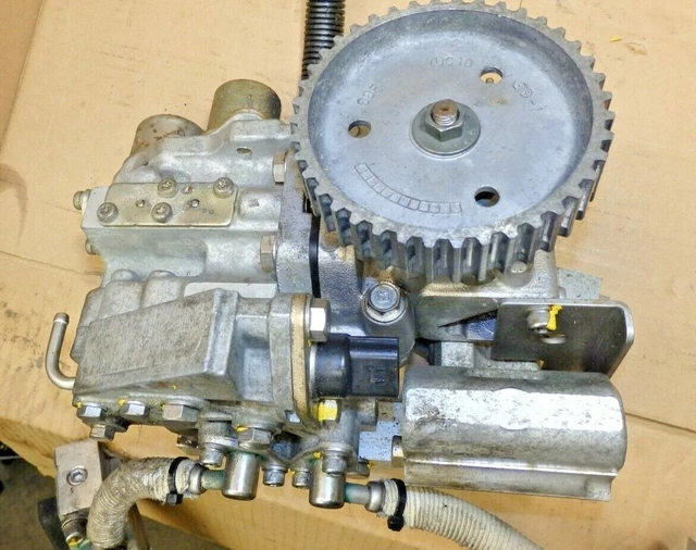 YAMAHA 200 HPDI High Pressure Fuel Pump 68F139100100 / 68F2447000 £450.00 PicClick UK