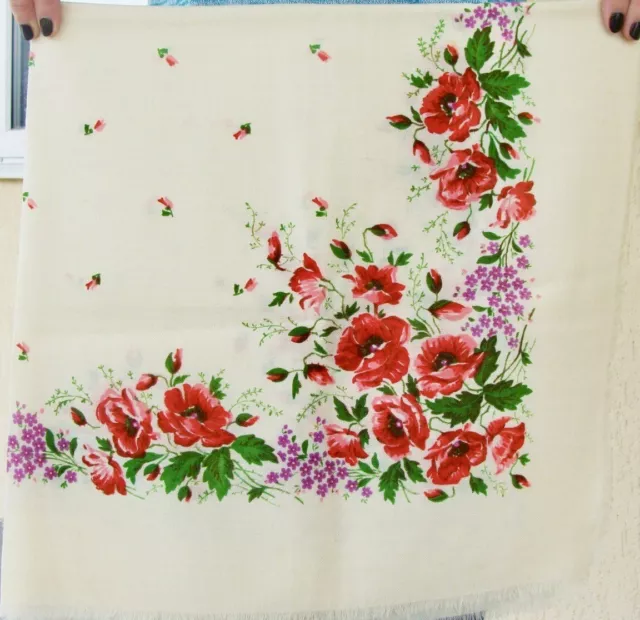 Scialle in Lana 100% bianco e fiori Russo Vintage 1980