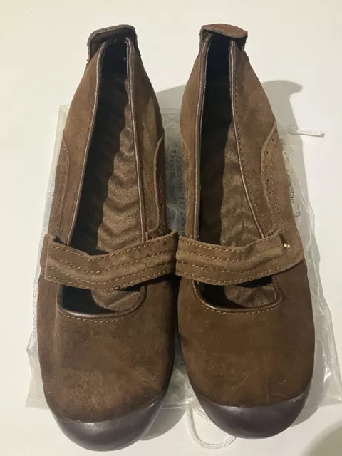 Cushion Walk by Avon women's brown suede leather comfort shoes Sz 9 Slip On
