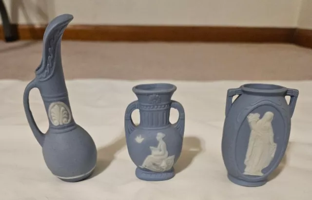 Lot Of 3 Vintage Occupied Japan Wedgwood Blue Jasperware  Miniature Vases Urns