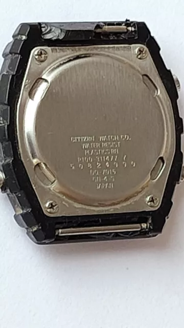 CITIZEN DQ-7015 Digital Vintage Quartz Watch For Parts 2