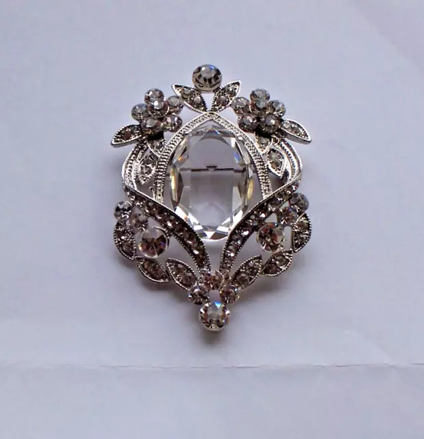 Beautiful Vintage Diamante Brooch, Flower and Ribbon Design, Silver Metal Back