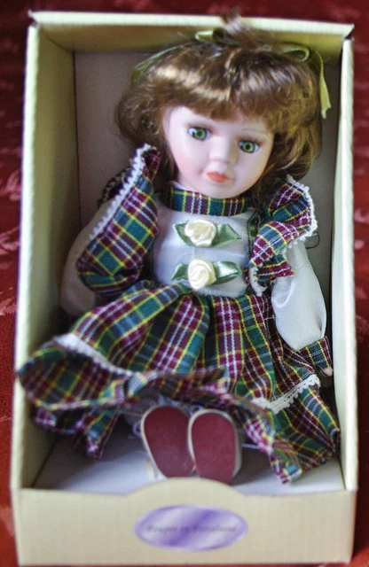 Poupée Collection Prix Poupee En Porcelaine POUPEE EN PORCELAINE
