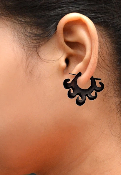 A Pair of Natural Handmade Black Wooden African USA Stick Wood Earrings EAR81