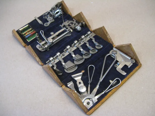 Antique Singer VS 27 Sewing Machine Complete Puzzle Box Style 11 Attachments