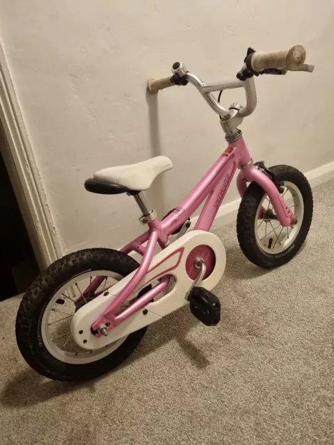 Specialized hotrock 12 sales pink