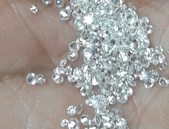 Lotto 1 Ct Diamanti Naturali 2 mm D VVS1