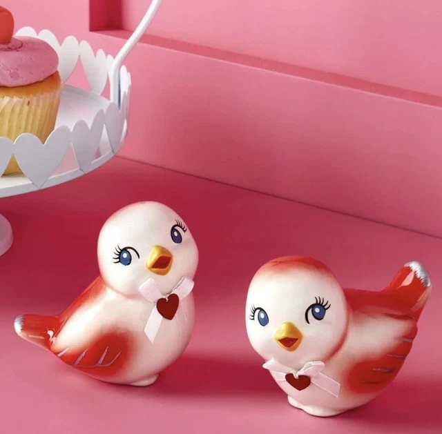 TARGET SPRITZ VALENTINE’S Day 2024 looking up straight Love Birds Pair