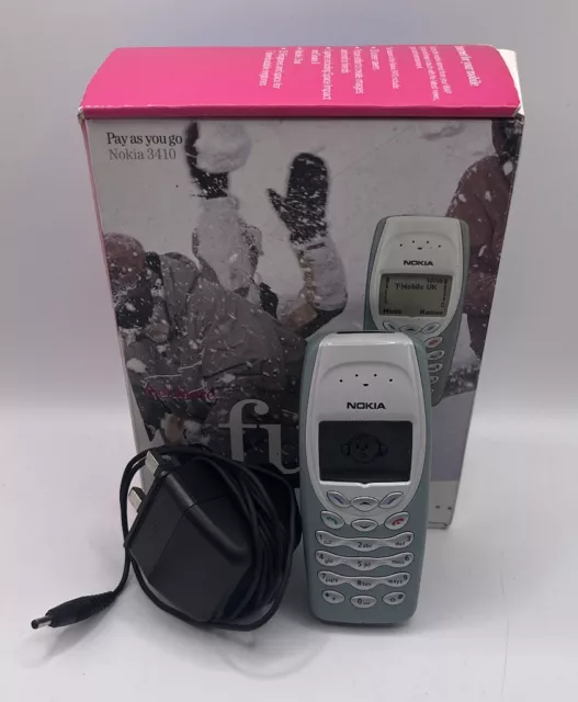 NOKIA 3410 Classic Light Green Retro Mobile Phone with Charger