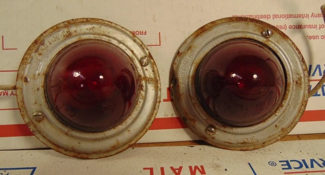 1930s 1940s VINTAGE GRIFFIN 115 RED MARKER CLEARANCE LIGHTS TRUCK TRAVEL TRAILER