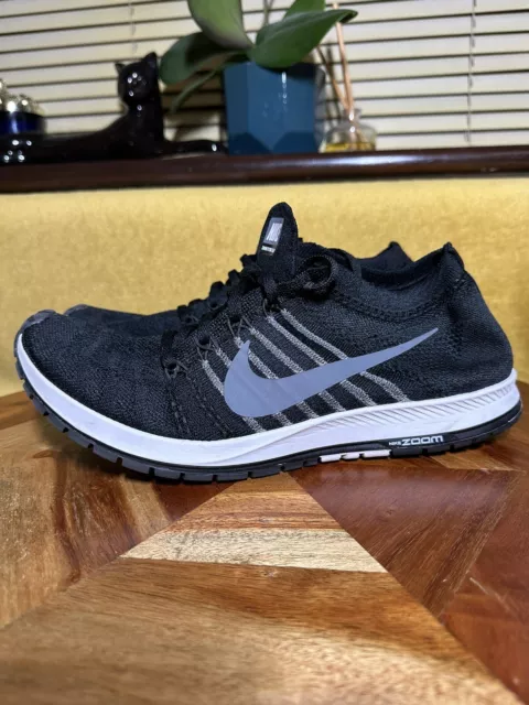 Men's nike zoom flyknit streak 6 deals running shoes