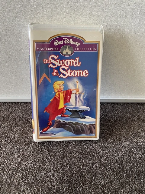 DISNEY MASTERPIECE COLLECTION The Sword In The Stone VHS Tape $20.00