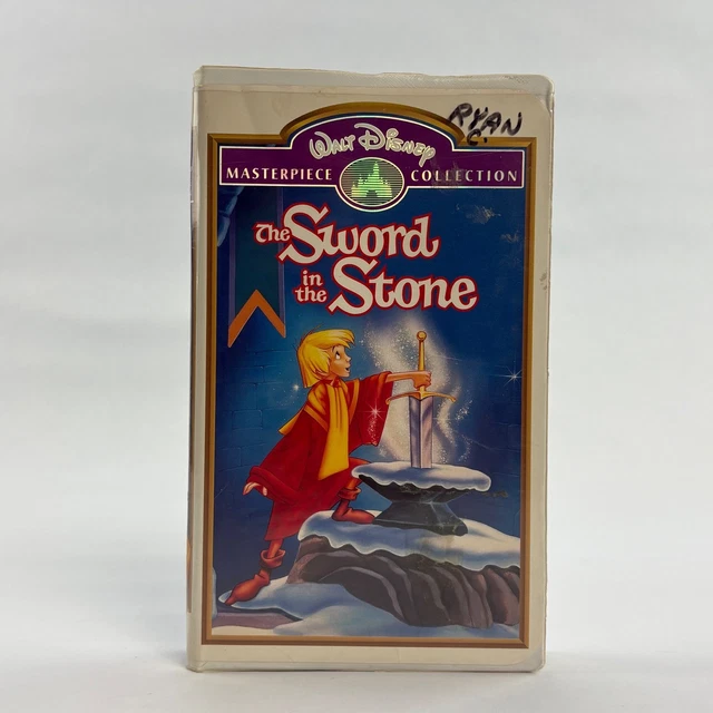 WALT DISNEY MASTERPIECE Collection The Sword in the Stone VHS Clamshell ...