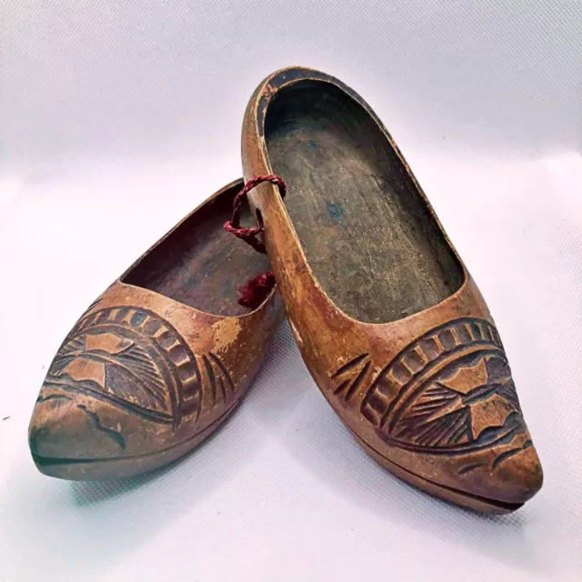 ANTIQUE Signed 1918 Dutch Shoes Childs Size  Hand Carved Wood Toddler