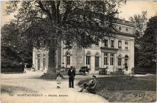 CPA Montmorency Mairie , entree (1319892)