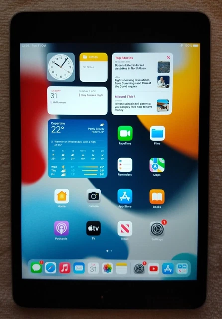 Apple iPad Mini 4 - 16GB, WiFi - Fully working