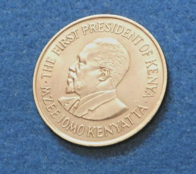 1971 Kenya Shilling - Beautiful Coin - See PICS