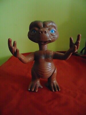 et the extra terrestrial action figure
