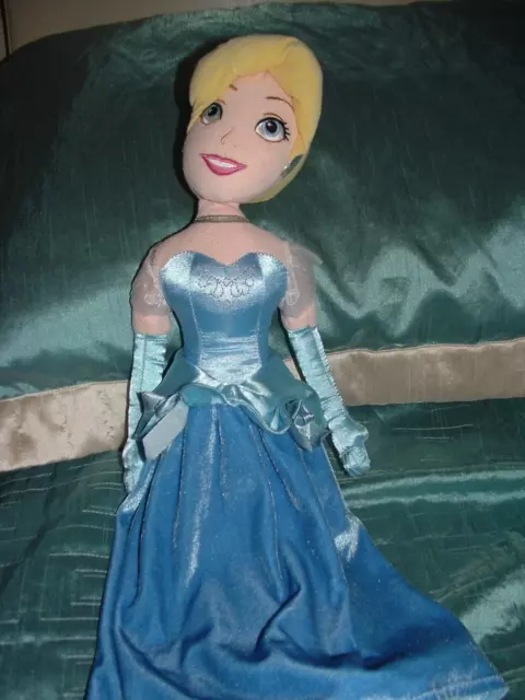 DISNEY STORE PRINCESS CINDERELLA 20" PLUSH DOLL SOFT TOY (ee)