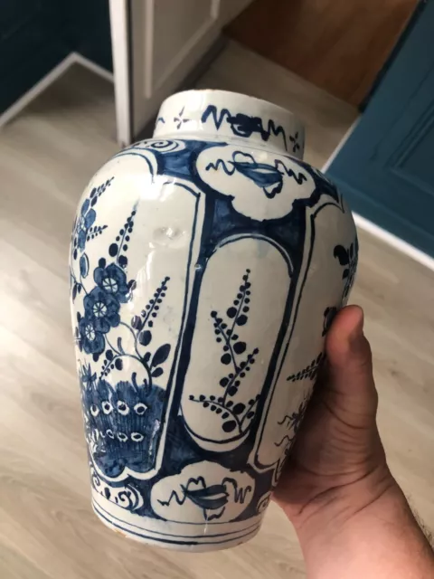 Ancien Vase en faience XIX-XXéme décor fleur Nord Delft ? 3