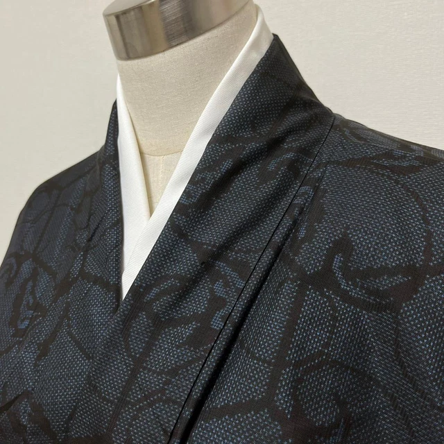Japanese Kimono Oshima Tsumugi Silk Pongee 162.5cm Plant Pattern   Indigo Blue