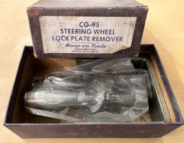 Vintage SNAP ON Tools CG-95 Steering Wheel Lock Plate Remover NOS in Box ++++