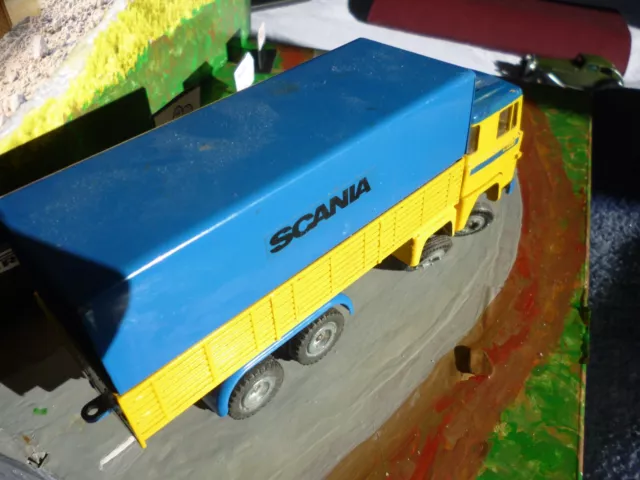 Tekno Scania straight eight truck with twin steer 1/50 scale