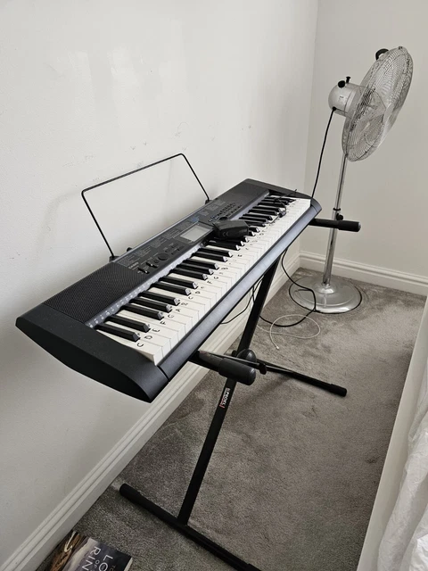 CASIO LK 110 KEYBOARD With Stand And Cables 69.99 PicClick UK