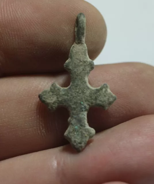 Zurqieh - Ad1078- Ancient Byzantine Bronze Cross Pendant. 800 - 1000 A.d