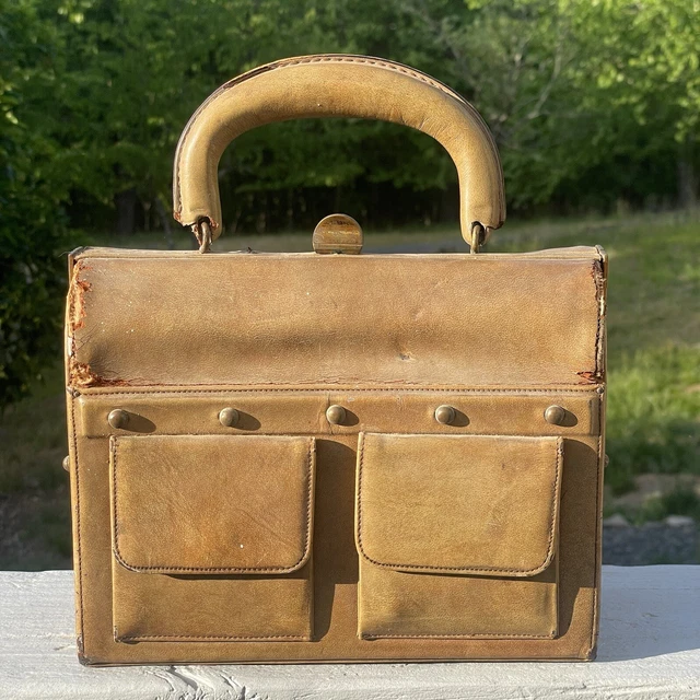 Antique Vintage Early 20th C. Small Leather Doctor's Gladstone Travel Valise Bag