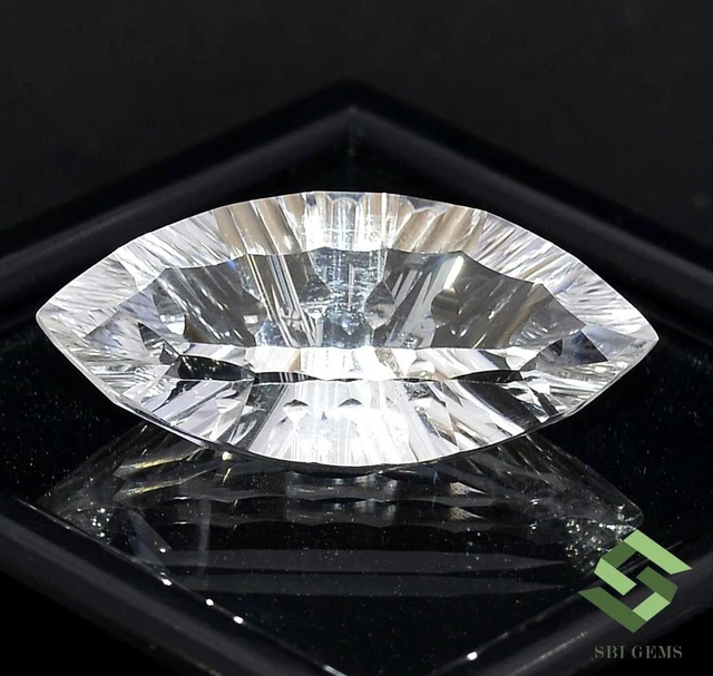 Naturel Cristal Coupe de la Marquise Forme 31x15 MM 22.10 Cts à Facettes Desseré