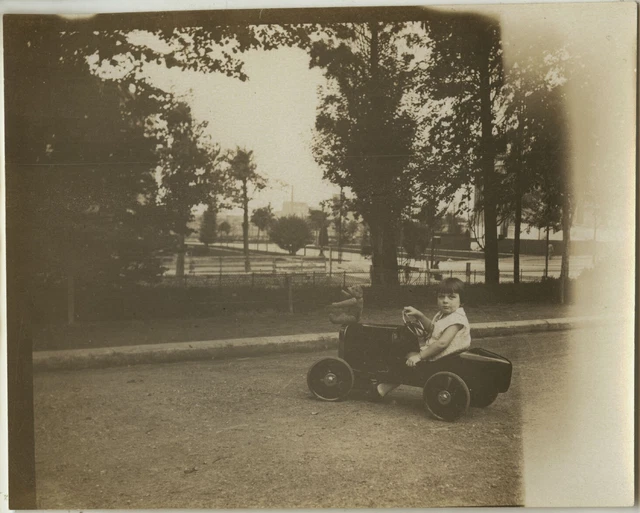 ancienne voiture a pedales - Antiquités & Art