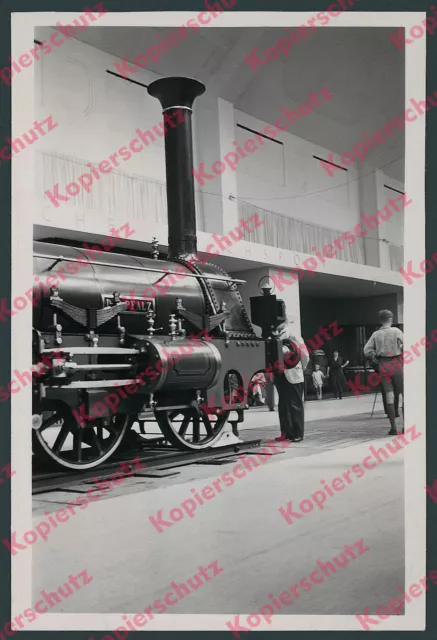 Foto Lokomotive "Die Pfalz" Nachbau Reichsbahn KdF-Stadt Olympiade Berlin 1936