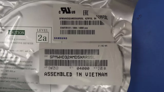 (25PCS) SPMWHD32AMD5XARSSL LM301B 3030 5000K 80 CRI 65 mA 2.9 V