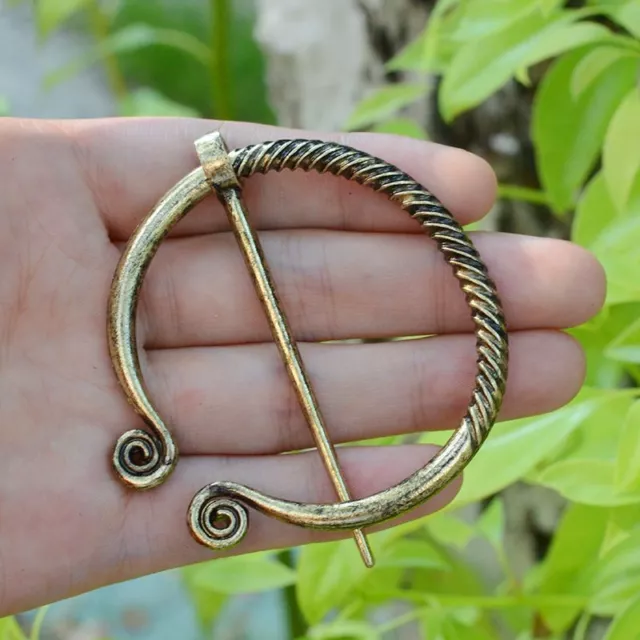 Alloy Curled Medieval Brooch-Vintage Viking Pin Unisex Jewelry Fashion Accessory 3