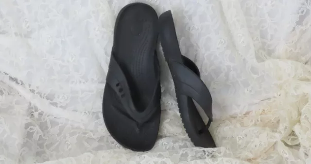 CROCS KADEE COZY Non Slip Flip Flops Women's Size 9 Black Open Toe Slip ...