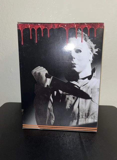 New Hot Topic Exclusive Royal Bobbles 1978 Halloween Michael Myers & Bob 2