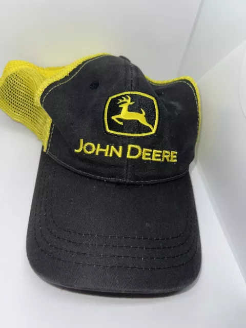 JOHN DEERE Men’s Trucker Hat Black Yellow Adjustable Baseball Cap (used)