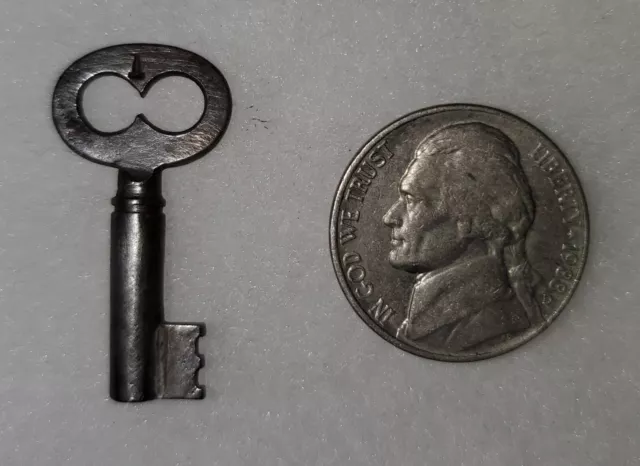 Vintage Small Open Barrel Skeleton Key Approx 1 1/8" Long Steel