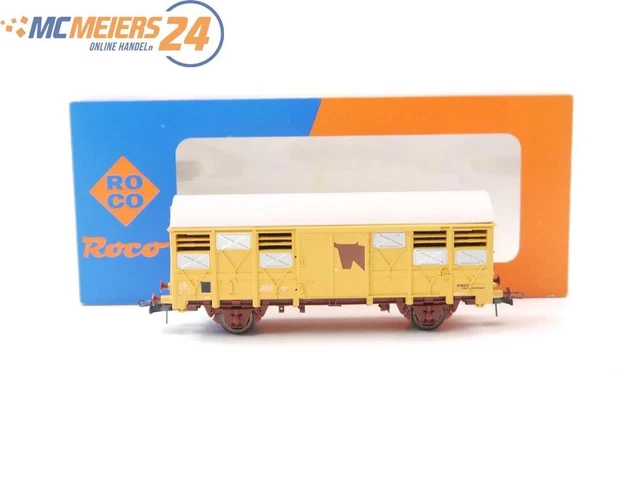 Wagons Playmobil Rares : Wagon Jaune (4029) Et Wagon Rouge à Bétail (4031) - HTF