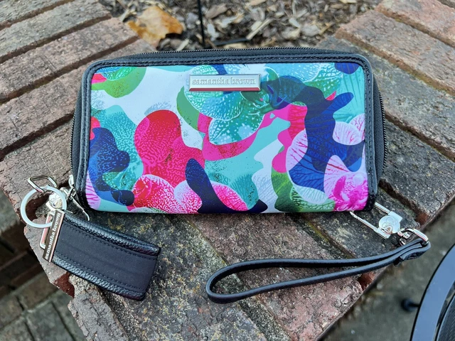 Samantha Brown To Go Wristlet Travel Wallet Floral