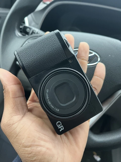 RICOH GR IIIx Digital Camera (8 Shots Total)