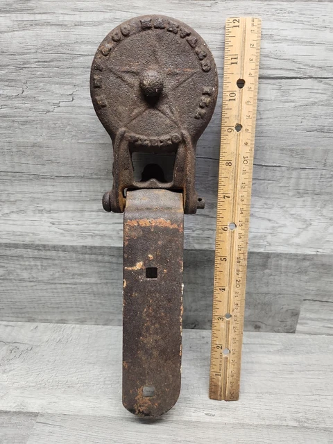 Single Vintage Harvard Illinois Star Barn Door Roller Pulley Farm Primitive