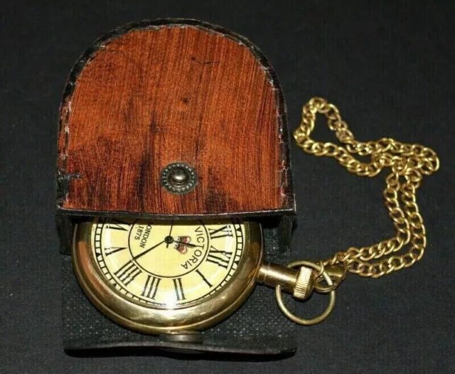 Reloj de bolsillo de latón antiguo Victoria 1875 vintage con caja de cuero...