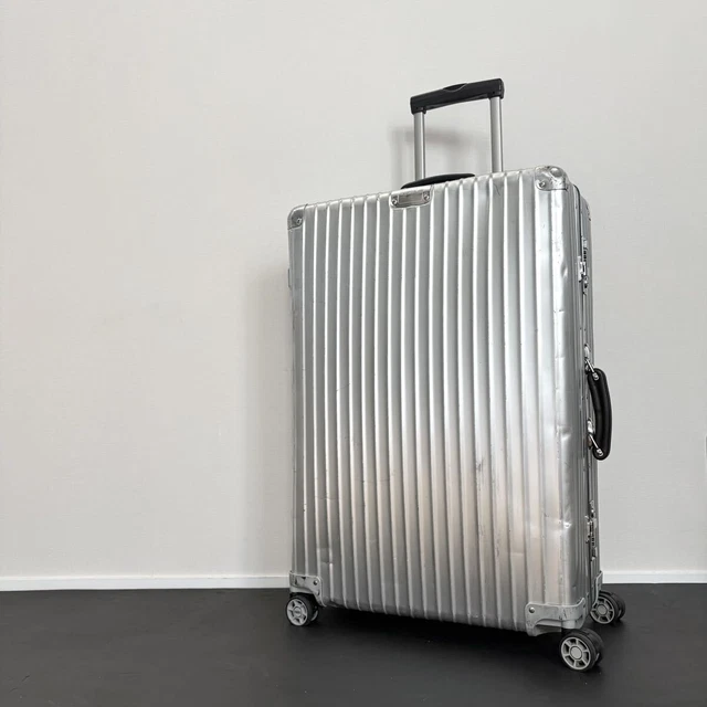 RIMOWA CLASSIC FLIGHT Attache Case Silver 976.12 $1,381.24