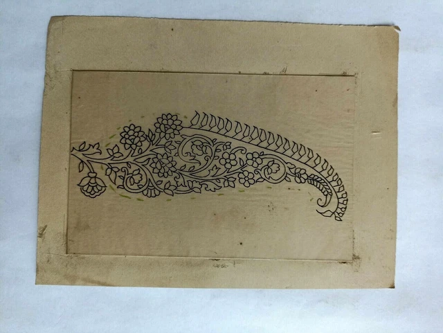 Floral design vintage design rare handmade Textile piece of indian artwork