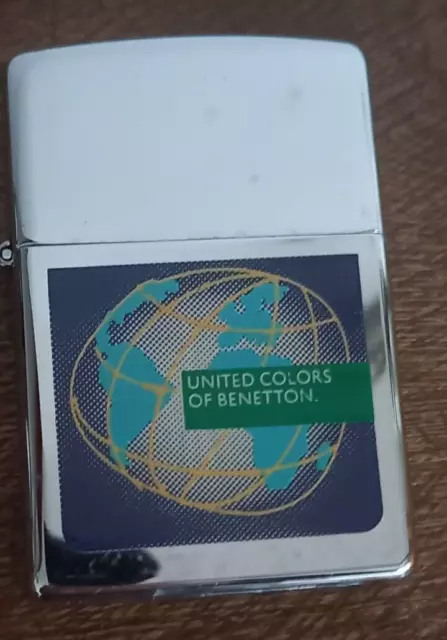 Briquet Zippo United colours of Benetton( Voir mes autres Zippos)