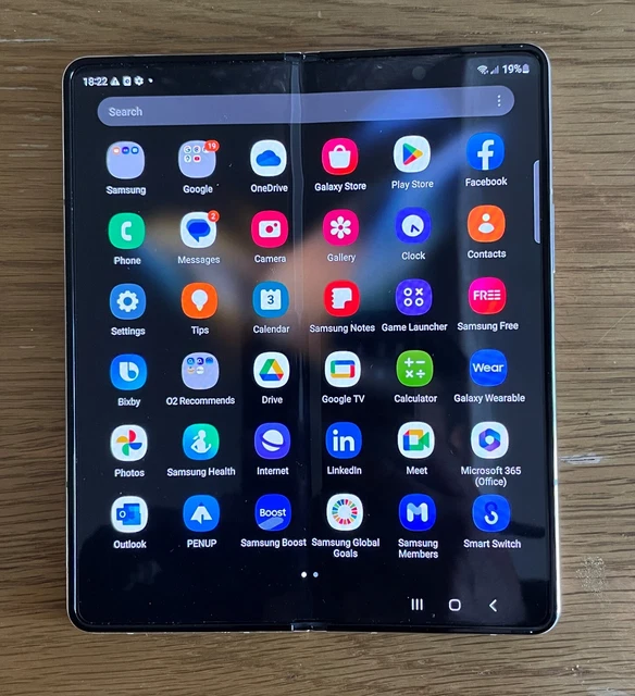 SAMSUNG GALAXY Z Fold 4 - Fold4 Smartphone in Beige / Gold - 256MB -  Unlocked £699.99 - PicClick UK