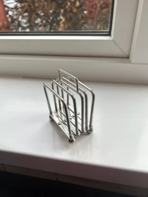 Silver Metal/ Plated Collapsable Toast Rack